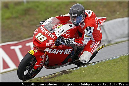 moto2_torres_005_republique_tcheque_brno_2011.jpg