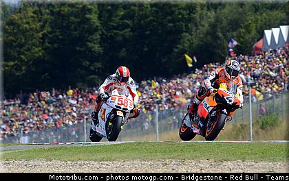 motogp_033_republique_tcheque_brno_2011.jpg