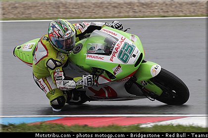 motogp_capirossi_006_republique_tcheque_brno_2011.jpg