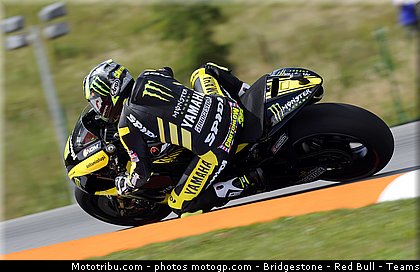 motogp_crutchlow_002_republique_tcheque_brno_2011.jpg
