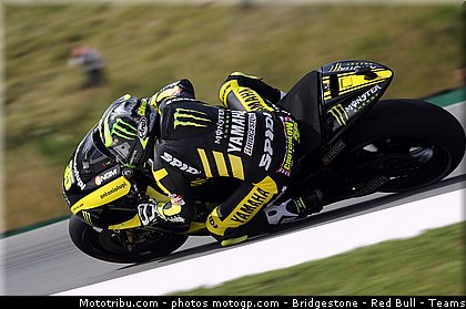 motogp_crutchlow_003_republique_tcheque_brno_2011.jpg