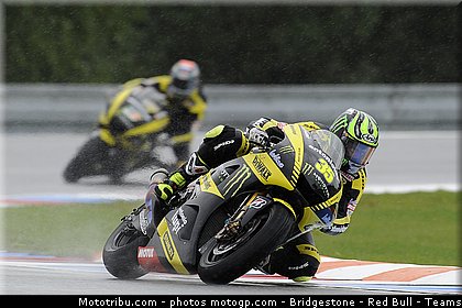 motogp_crutchlow_012_republique_tcheque_brno_2011.jpg