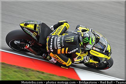 motogp_crutchlow_020_republique_tcheque_brno_2011.jpg