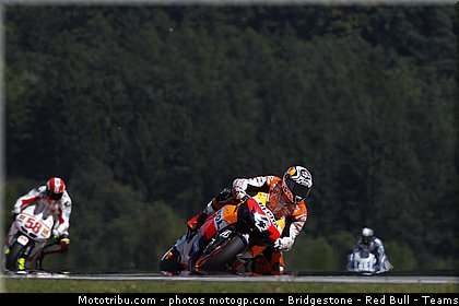 motogp_dovizioso_013_republique_tcheque_brno_2011.jpg