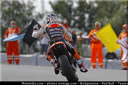 motogp_dovizioso_015_republique_tcheque_brno_2011.jpg