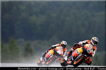 motogp_dovizioso_030_republique_tcheque_brno_2011.jpg