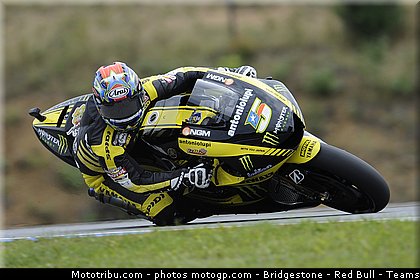 motogp_edwards_009_republique_tcheque_brno_2011.jpg