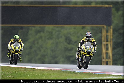 motogp_edwards_011_republique_tcheque_brno_2011.jpg