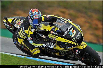motogp_edwards_017_republique_tcheque_brno_2011.jpg