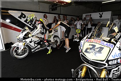 motogp_elias_027_republique_tcheque_brno_2011.jpg