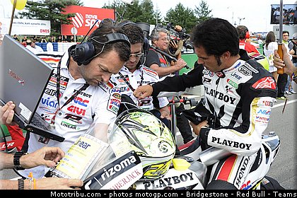 motogp_elias_034_republique_tcheque_brno_2011.jpg