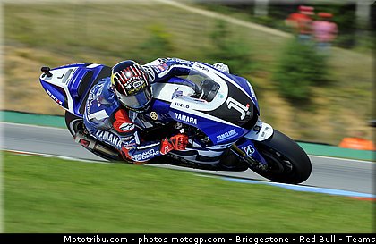 motogp_lorenzo_004_republique_tcheque_brno_2011.jpg