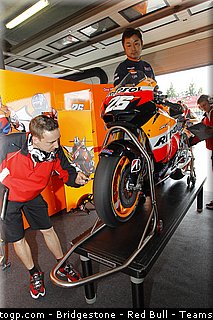 motogp_pedrosa_011_republique_tcheque_brno_2011.jpg
