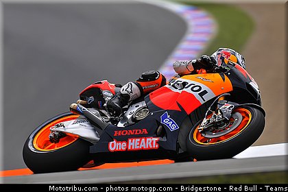 motogp_pedrosa_015_republique_tcheque_brno_2011.jpg