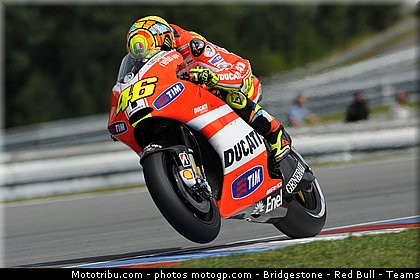 motogp_rossi_003_republique_tcheque_brno_2011.jpg