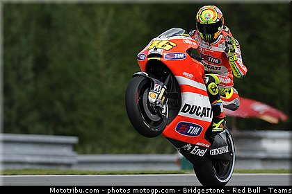 motogp_rossi_004_republique_tcheque_brno_2011.jpg