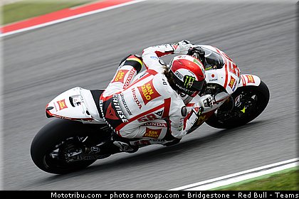 motogp_simoncelli_008_republique_tcheque_brno_2011.jpg
