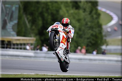 motogp_simoncelli_011_republique_tcheque_brno_2011.jpg