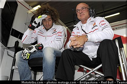 motogp_simoncelli_012_republique_tcheque_brno_2011.jpg