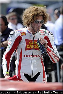 motogp_simoncelli_035_republique_tcheque_brno_2011.jpg