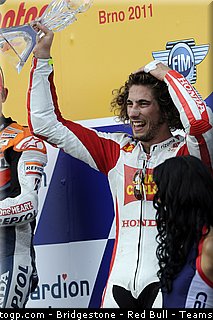 motogp_simoncelli_037_republique_tcheque_brno_2011.jpg