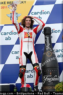 motogp_simoncelli_053_republique_tcheque_brno_2011.jpg