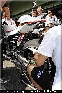motogp_simoncelli_061_republique_tcheque_brno_2011.jpg