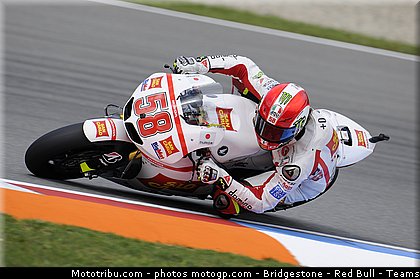 motogp_simoncelli_062_republique_tcheque_brno_2011.jpg