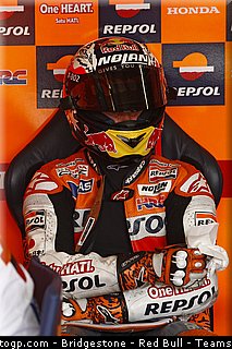 motogp_stoner_004_republique_tcheque_brno_2011.jpg
