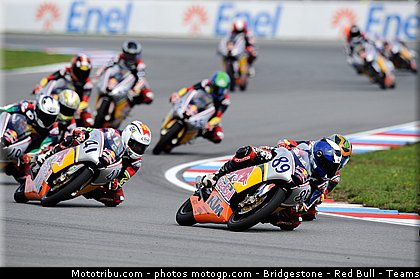 red_bull_rookie_cup_005_republique_tcheque_brno_2011.jpg