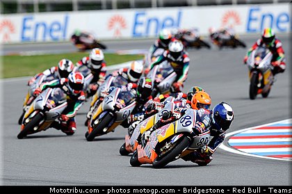 red_bull_rookie_cup_032_republique_tcheque_brno_2011.jpg