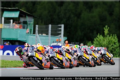 red_bull_rookie_cup_035_republique_tcheque_brno_2011.jpg