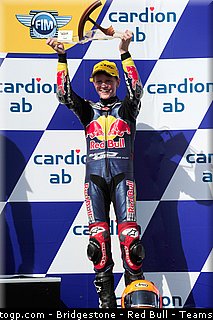 red_bull_rookie_cup_deroue_001_republique_tcheque_brno_2011.jpg