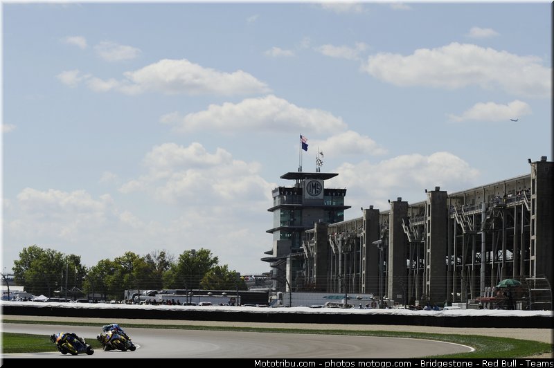 moto2_040_indianapolis_2011