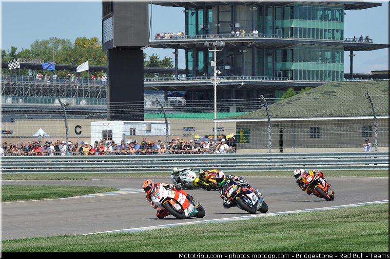 moto2_046_indianapolis_2011