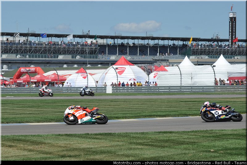 moto2_047_indianapolis_2011