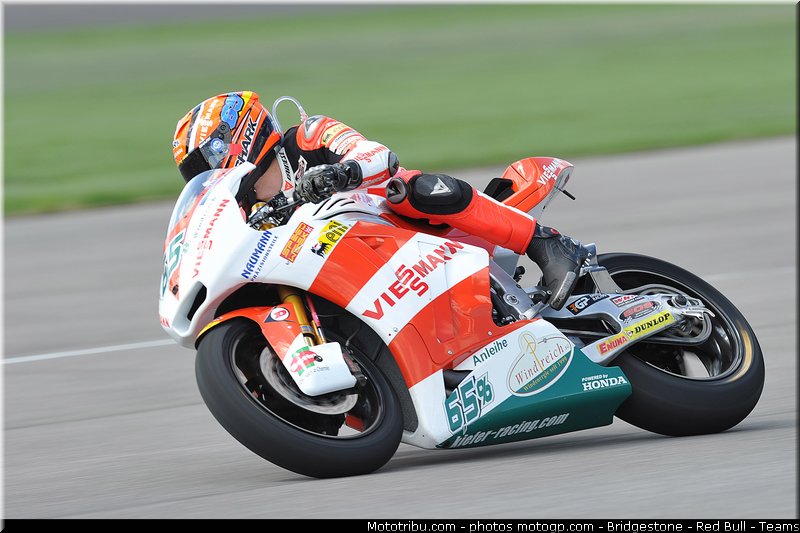 moto2_bradl_004_indianapolis_2011