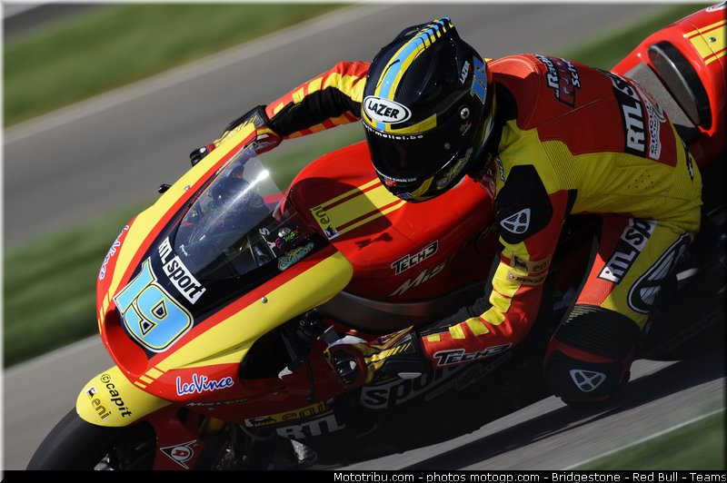 moto2_simeon_013_indianapolis_2011