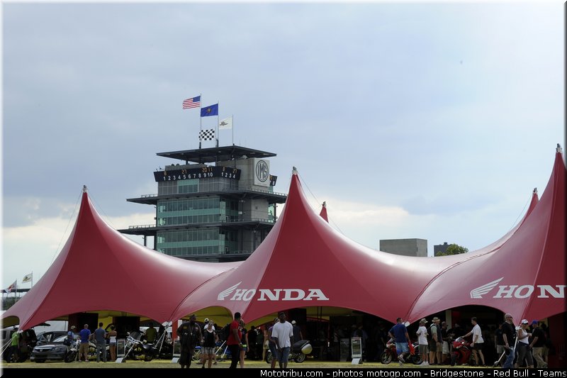 motogp_ambiance_015_indianapolis_2011