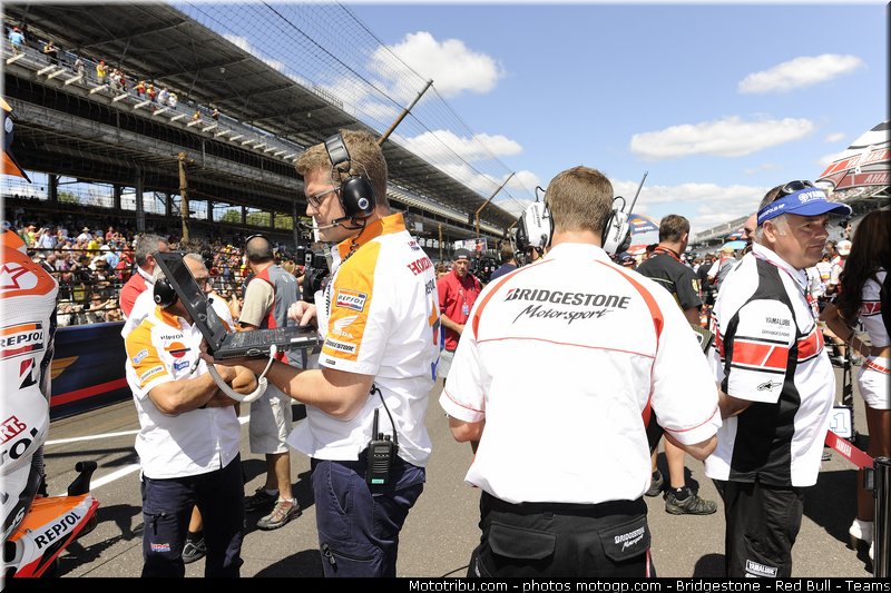 motogp_bridgestone_005_indianapolis_2011