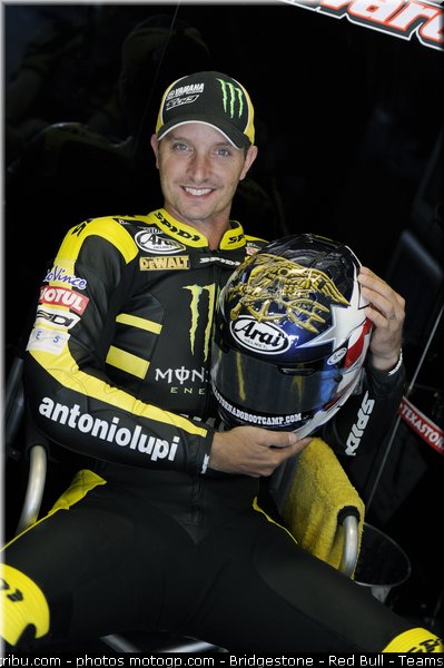 motogp_edwards_002_indianapolis_2011