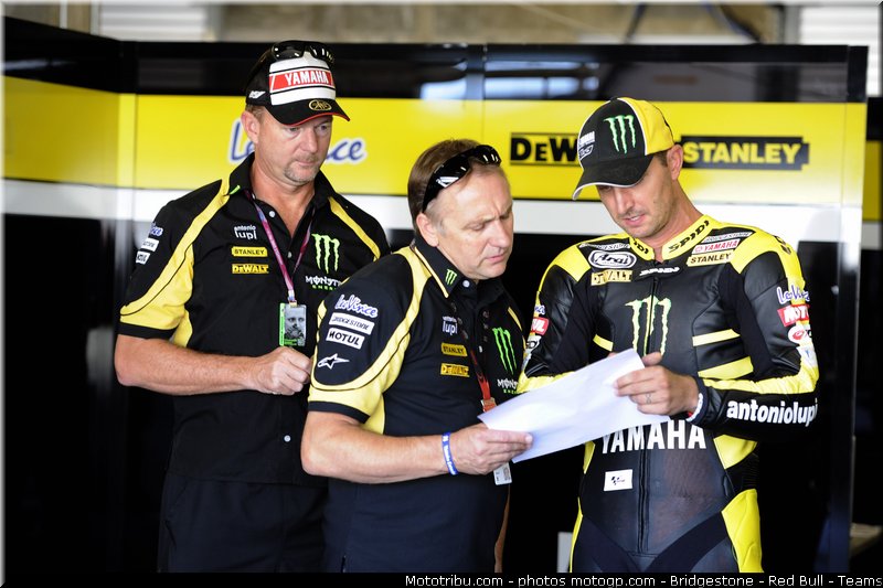 motogp_edwards_028_indianapolis_2011