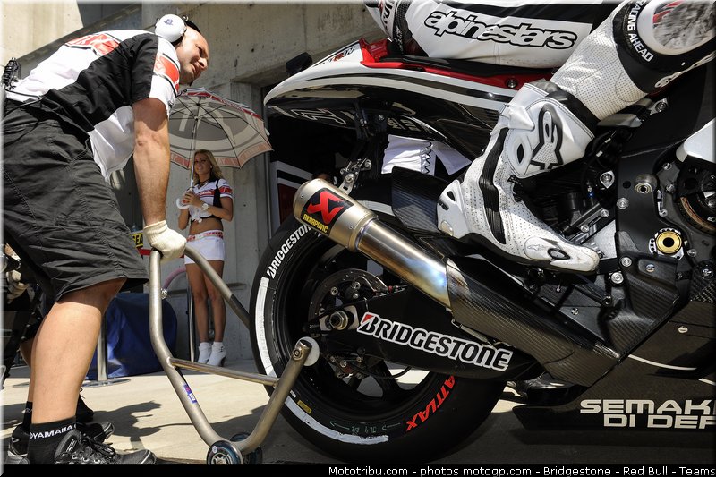 motogp_lorenzo_011_indianapolis_2011