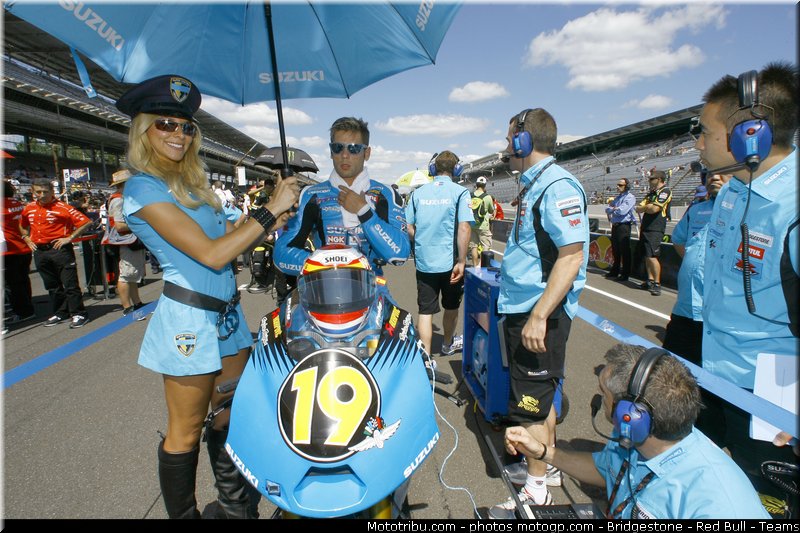 motogp_pitbabe_020_indianapolis_2011