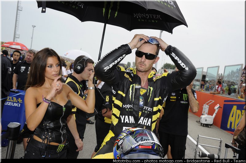motogp_pitbabe_036_indianapolis_2011