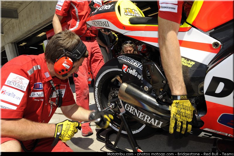 motogp_rossi_013_indianapolis_2011