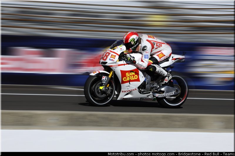 motogp_simoncelli_012_indianapolis_2011