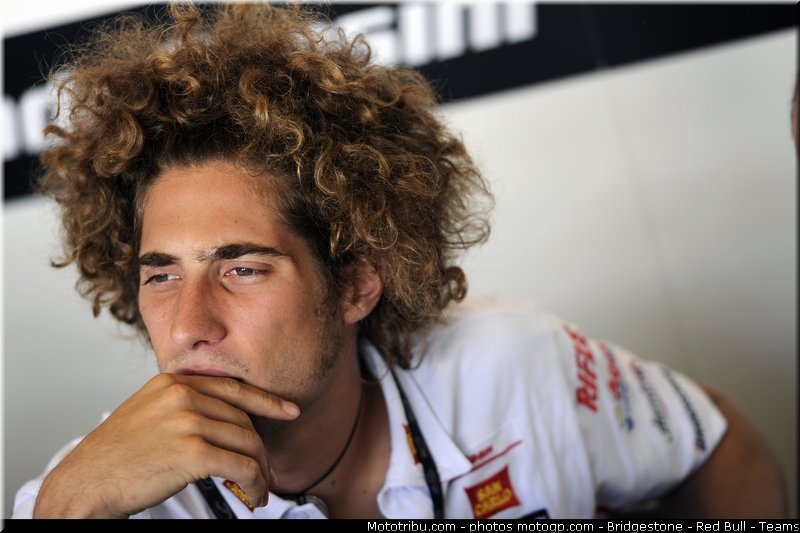 motogp_simoncelli_021_indianapolis_2011