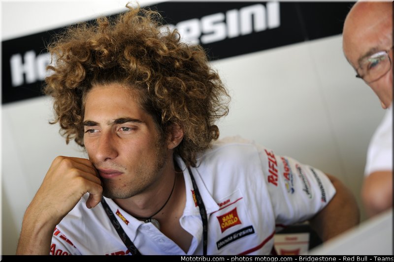 motogp_simoncelli_022_indianapolis_2011