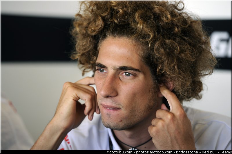 motogp_simoncelli_024_indianapolis_2011